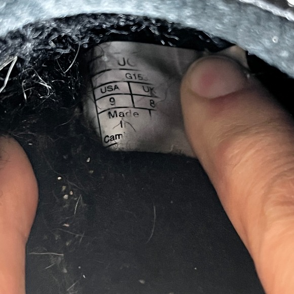 UGG Tasman Suede Slippers Black Embroidered Braid Mens 9 Good Used Condition - Picture 6 of 10